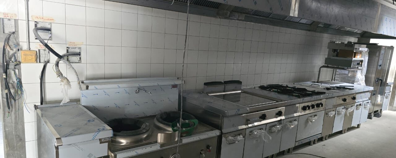Meliá Seafront kitchen installation
